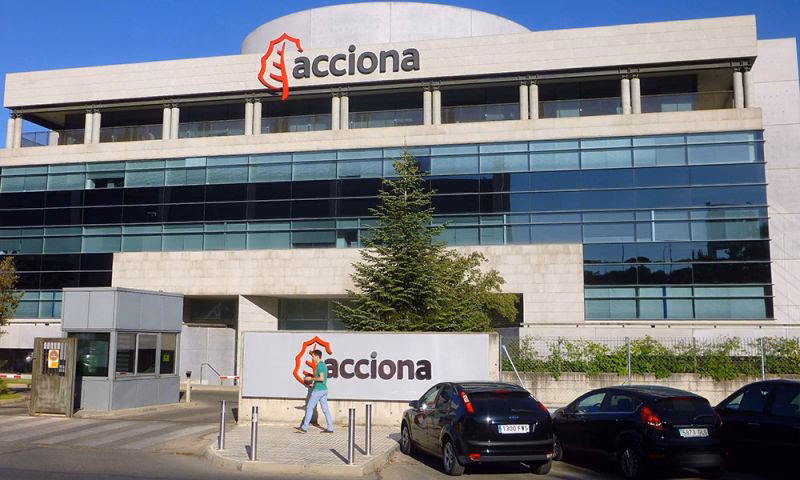 What are the projects of Acciona in Qatar?