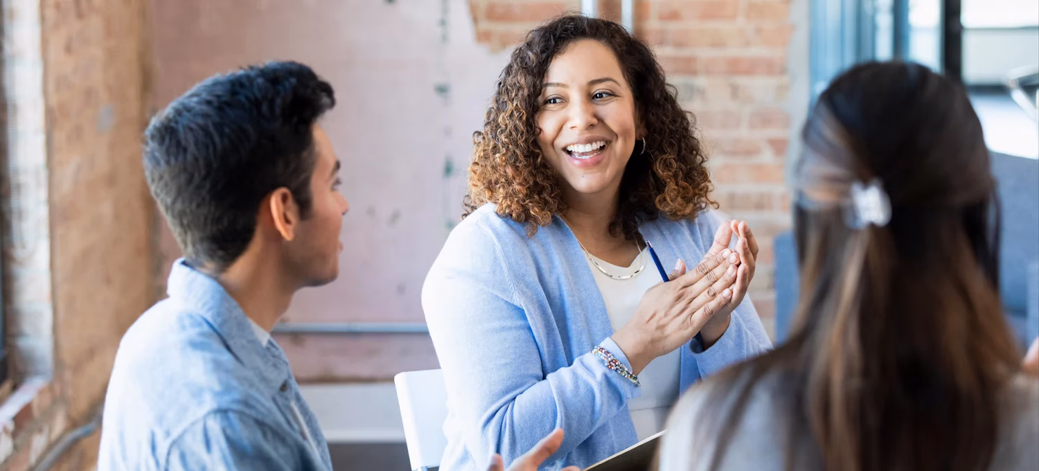 ¿Qué hace el asistente RRHH?