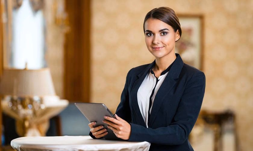 ¿Cuánto cobra un administrador de un hotel?