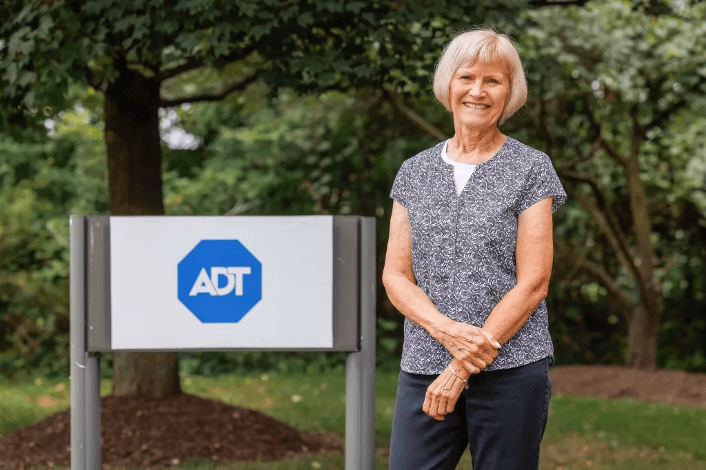 ¿Qué hacen los trabajadores de ADT?