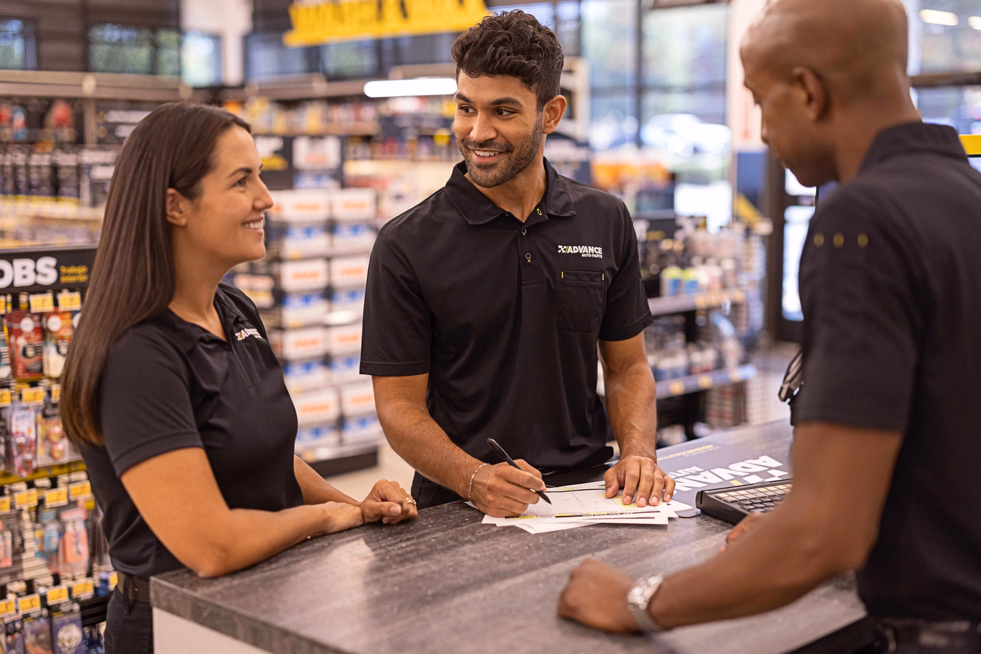 ¿Cuál es la descripción del trabajo de recolección de automóviles?