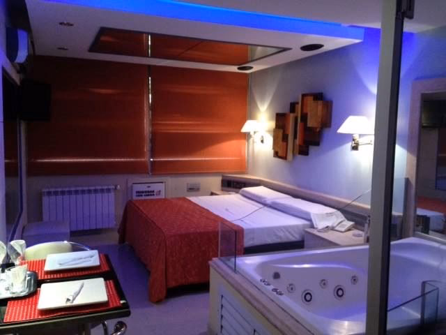 ¿Cuáles son las tarifas del Voitu Hotel?