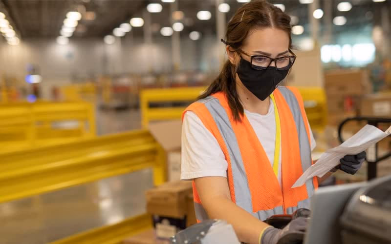 Can I work in Amazon without experience?