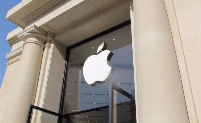 What is the youngest Apple hires?