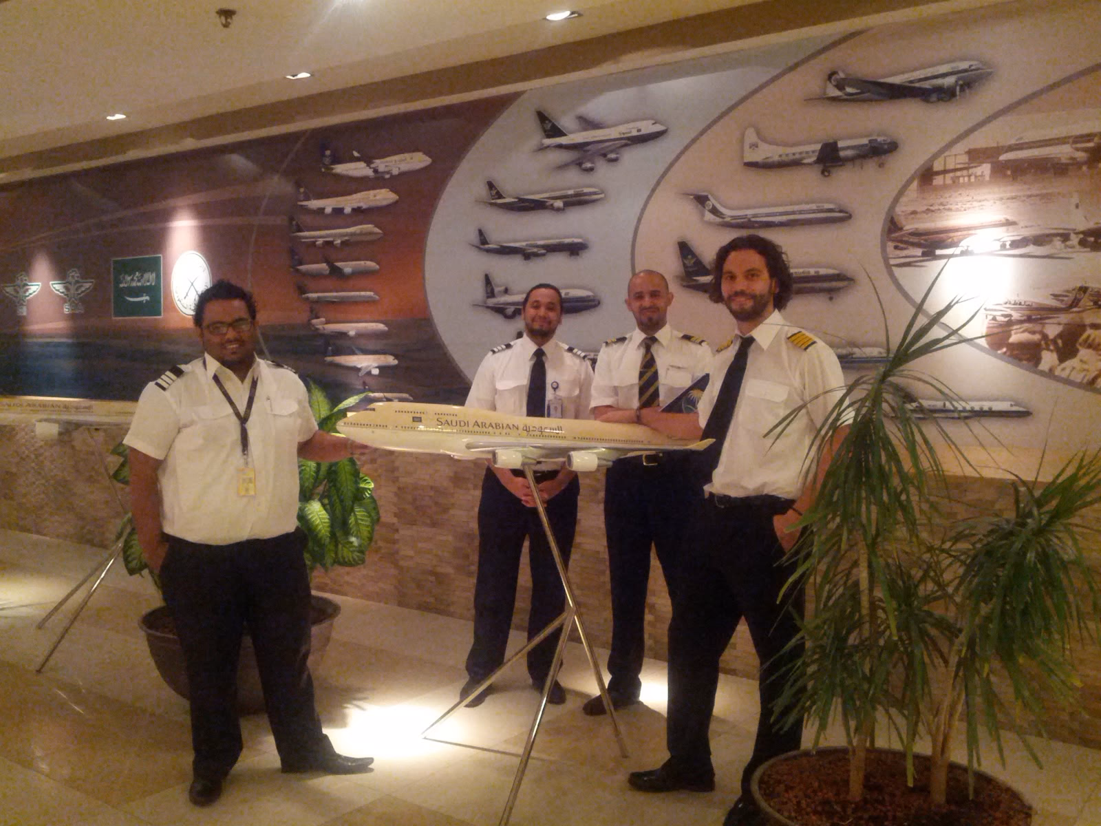 ¿Cuánto gana un empleado en Arabia Saudí?