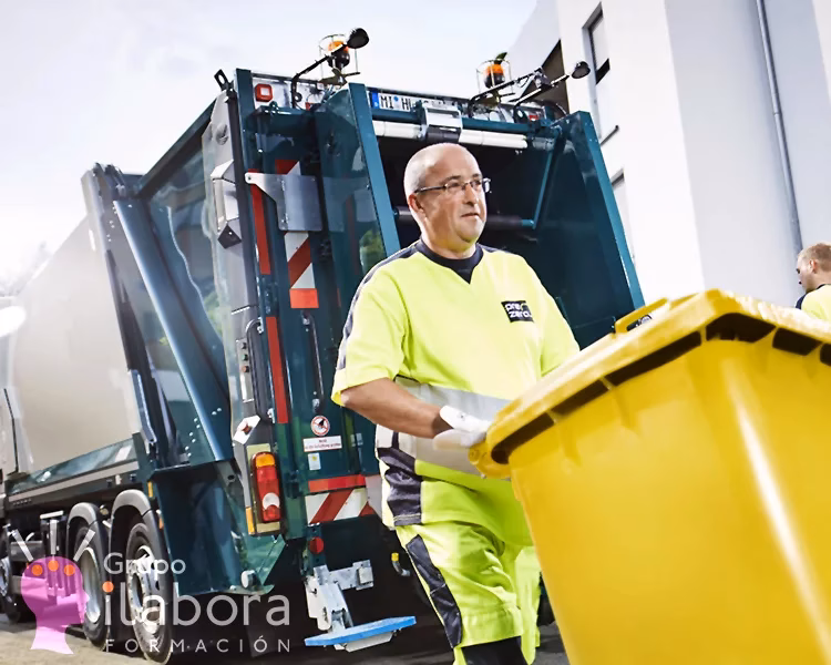 ¿Qué estudios necesitas para ser basurero?