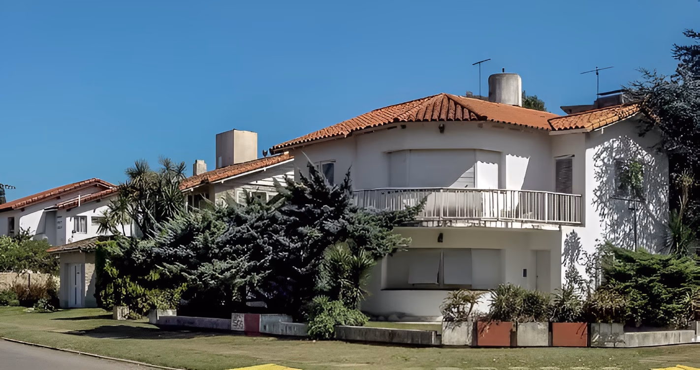 ¿Cuánto hay de Ciudad Evita a capital?