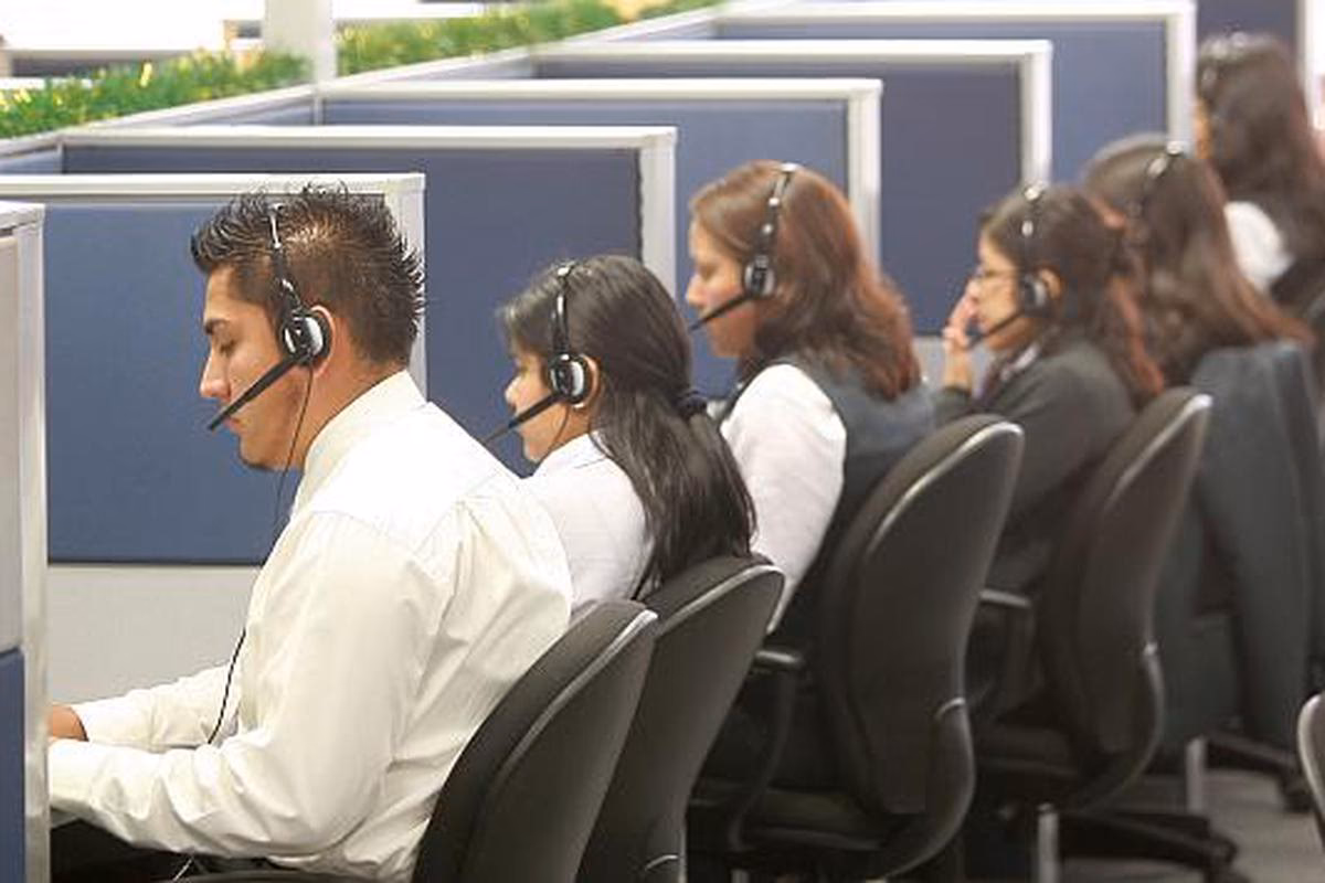 ¿Cómo es el trabajo en un call center?