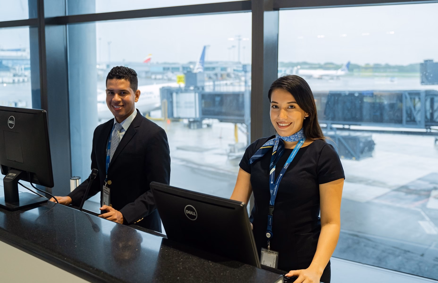 ¿Cómo enviar una hoja de vida a Copa Airlines?