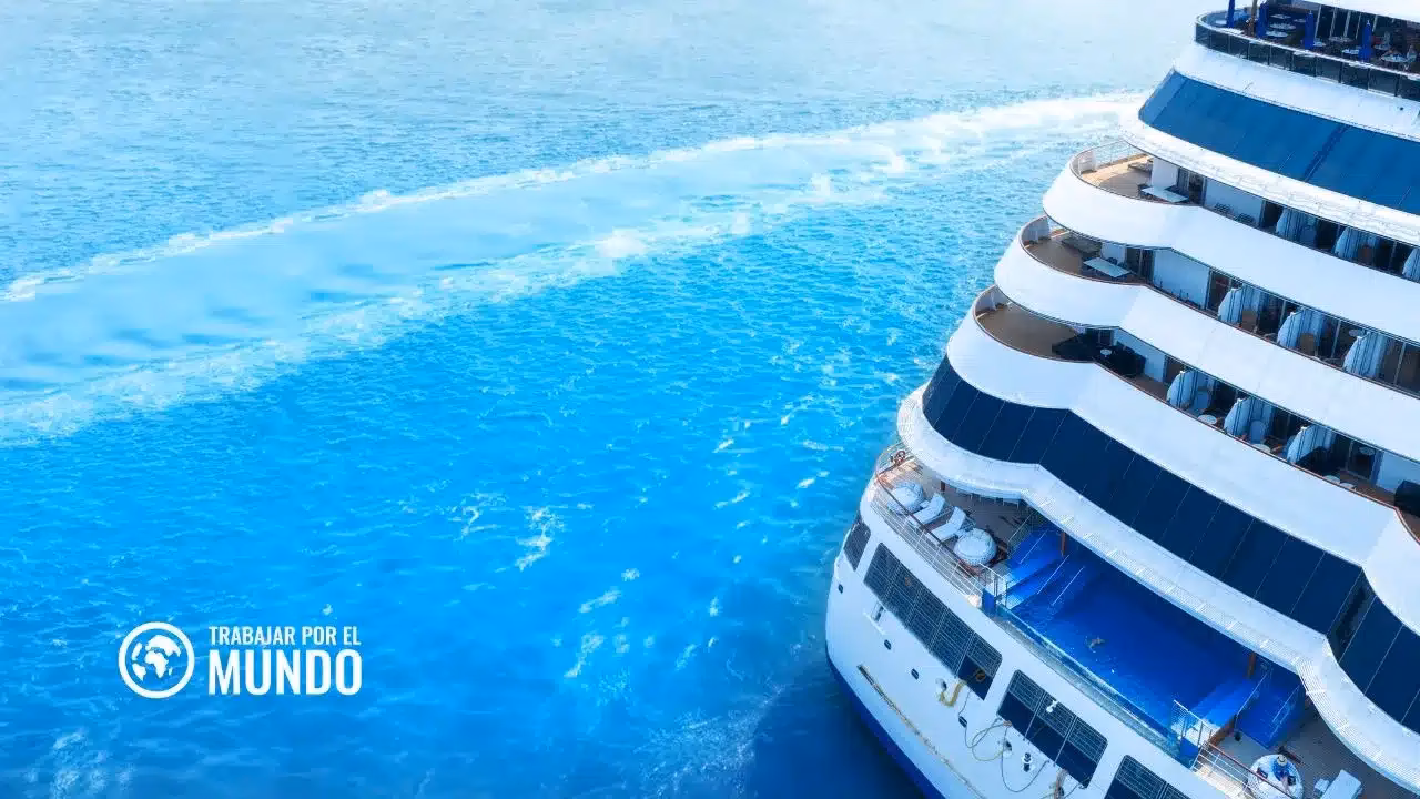 ¿Cuánto cobra un trabajador de Costa Cruceros?