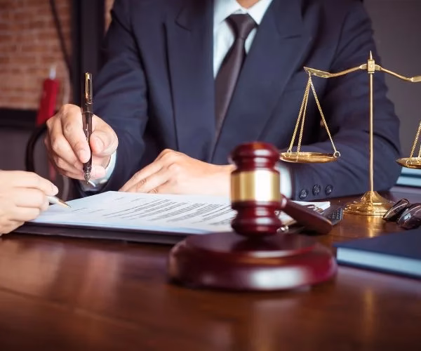 ¿Qué se hace en el trabajo de abogado?