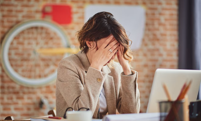 ¿Cuáles son los síntomas de la depresión laboral?