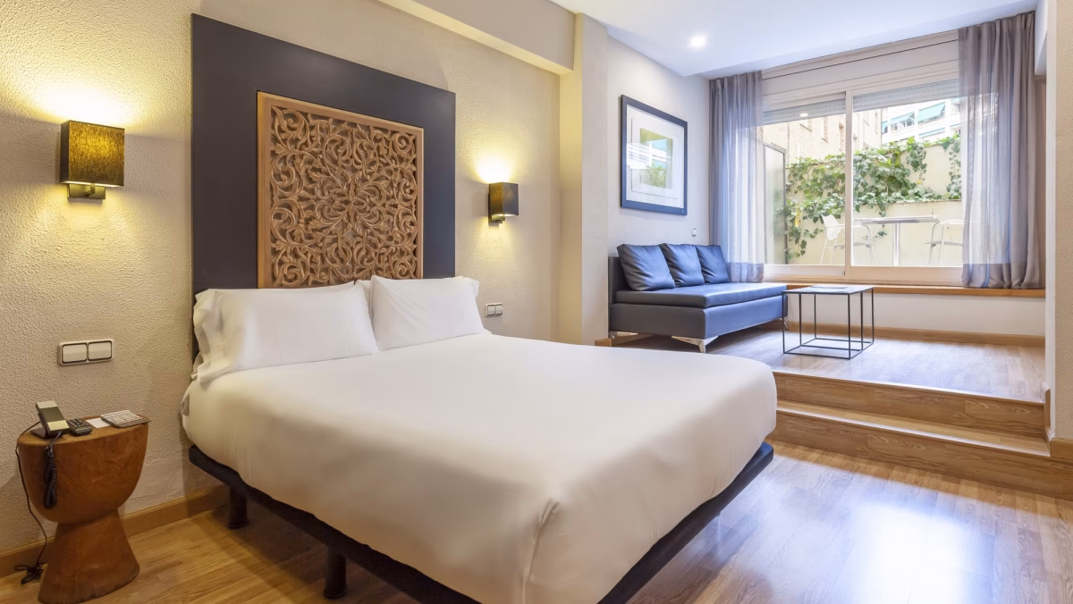 Why are hotels expensive in Barcelona?