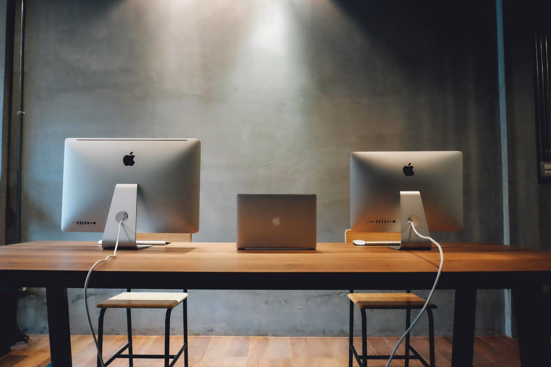 ¿Qué es la desmaterialización del trabajo?