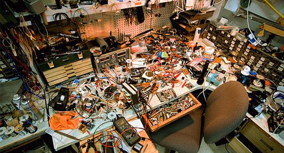 ¿Cuáles son los inconvenientes de trabajar en una oficina desordenada?