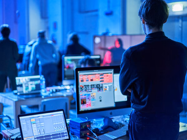 ¿Cuánto gana un diseñador de sonido?