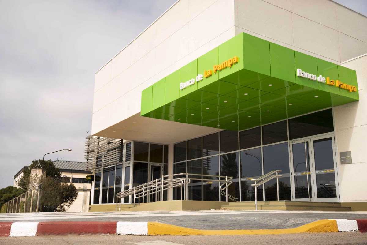 ¿Dónde está el Banco La Pampa?