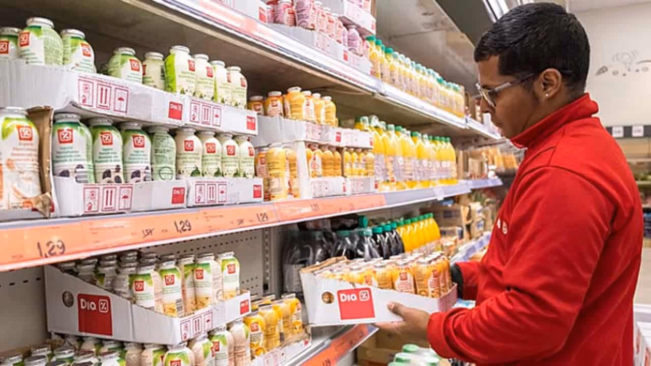 ¿Cuánto se cobra por trabajar en un supermercado DIA?