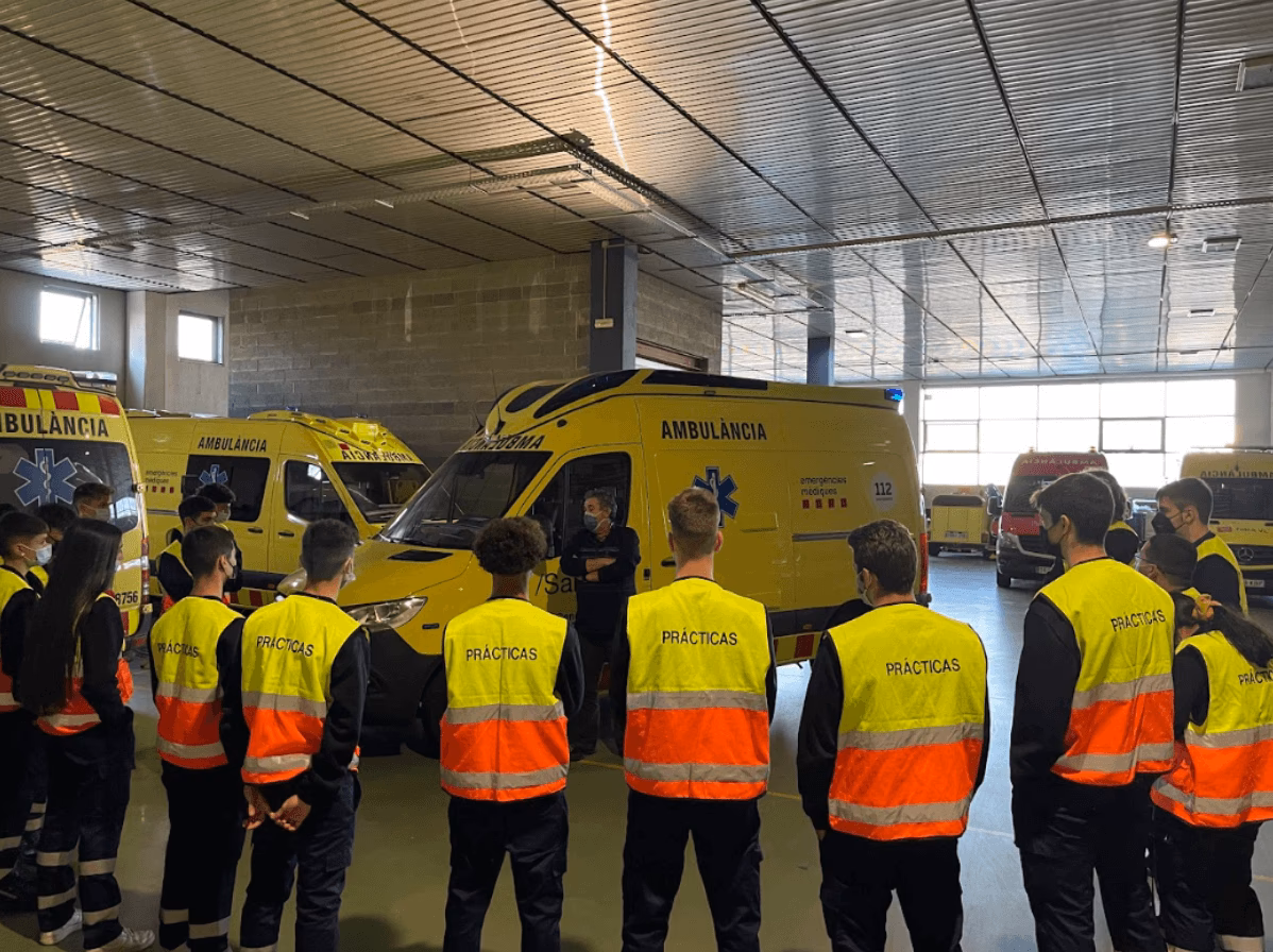 ¿Qué se necesita para trabajar en emergencias?