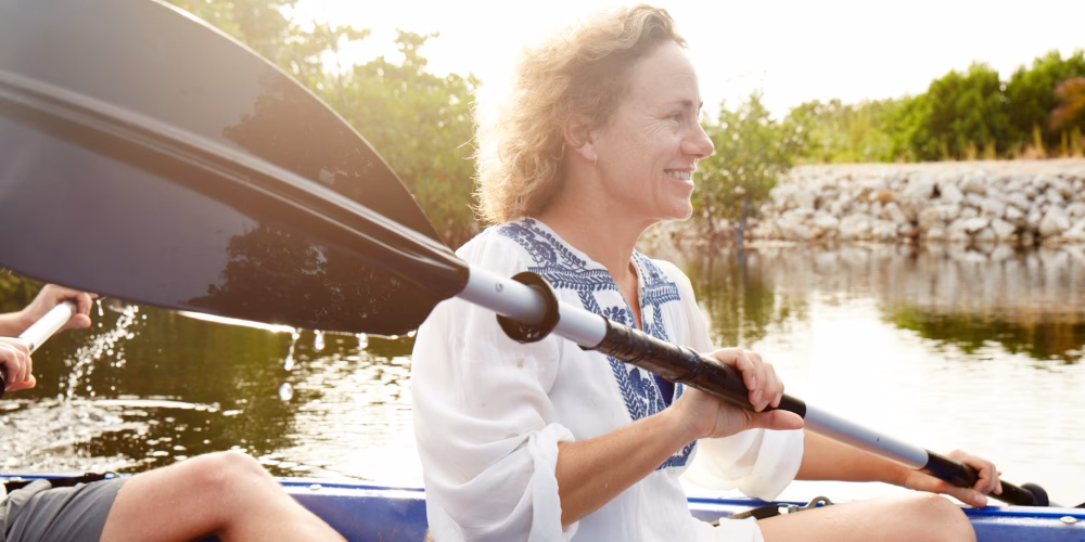 ¿Cuál es la principal ocupación en las Islas Caimán?