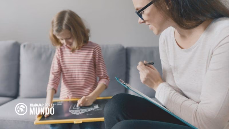 ¿Qué salida laboral tiene la carrera de Psicopedagogía?