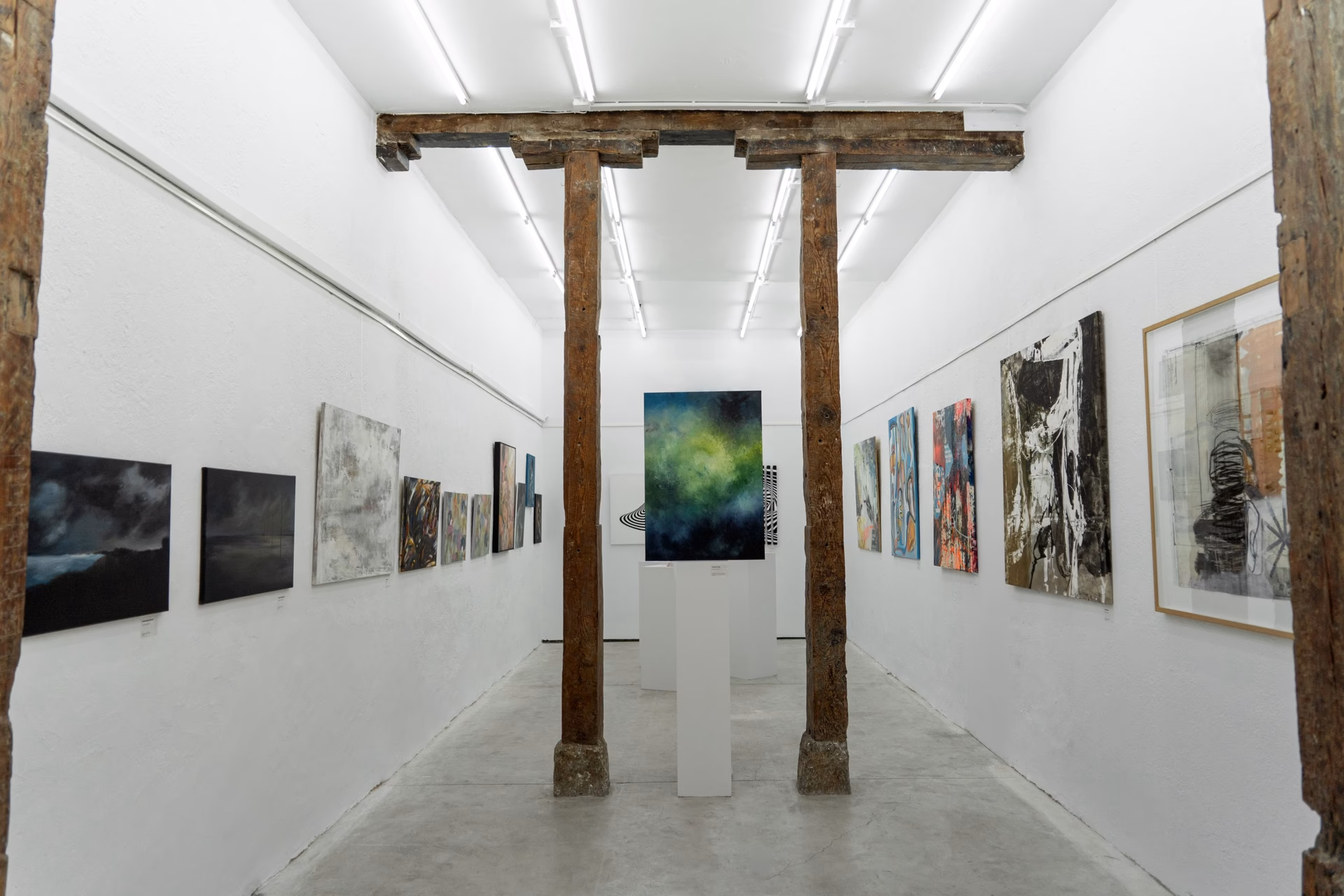 ¿Qué trabajos hay en una galería?