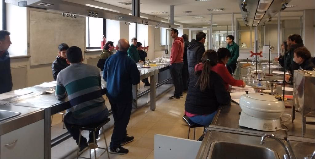 ¿Cuánto gana un técnico en laboratorio en Mendoza?