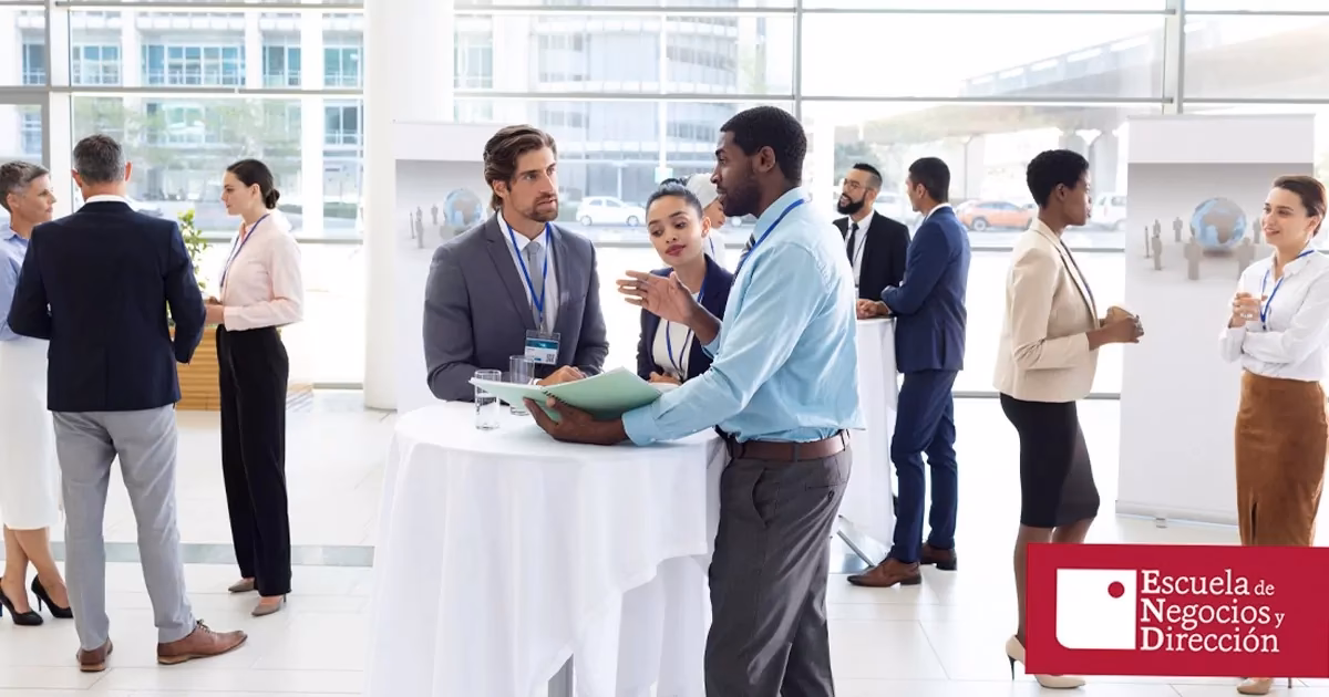 ¿Cuánto gana una persona que organiza eventos?