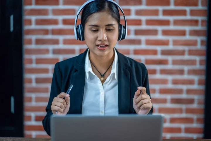 ¿Cuánto le pagan a los traductores de Netflix?