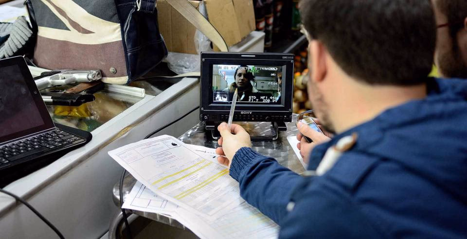 ¿Qué hace una productora de radio?