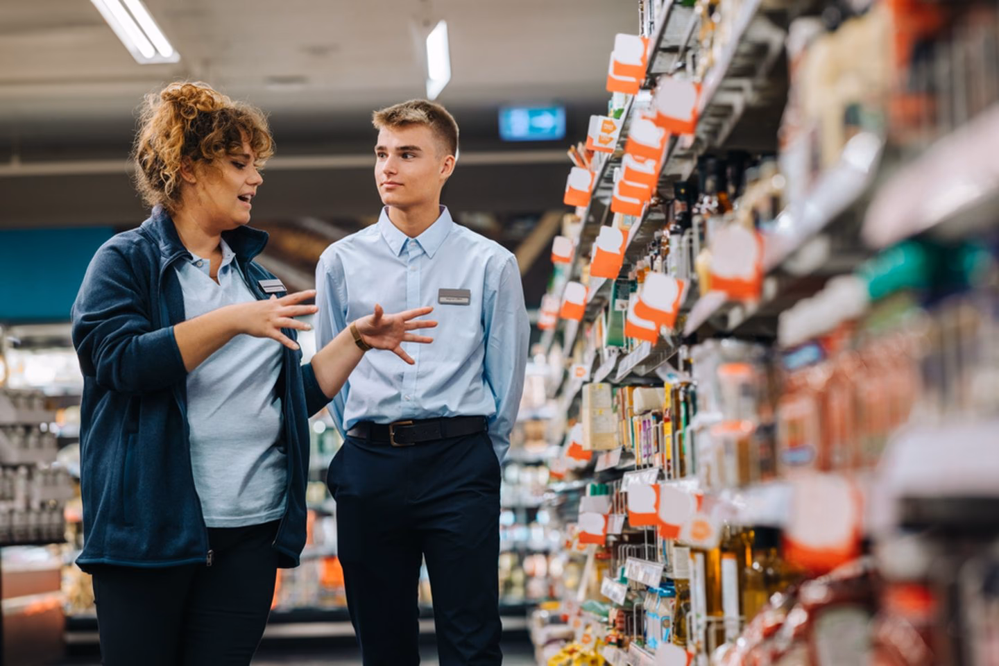 What is the highest paid job in retail?