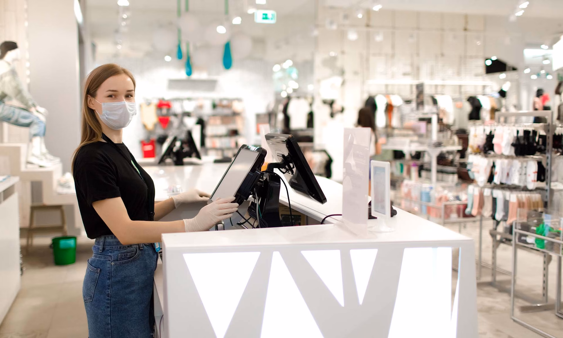 ¿Qué hace un vendedor de ropa?