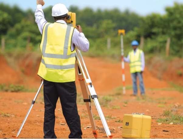 ¿Qué hace un ingeniero topógrafo?