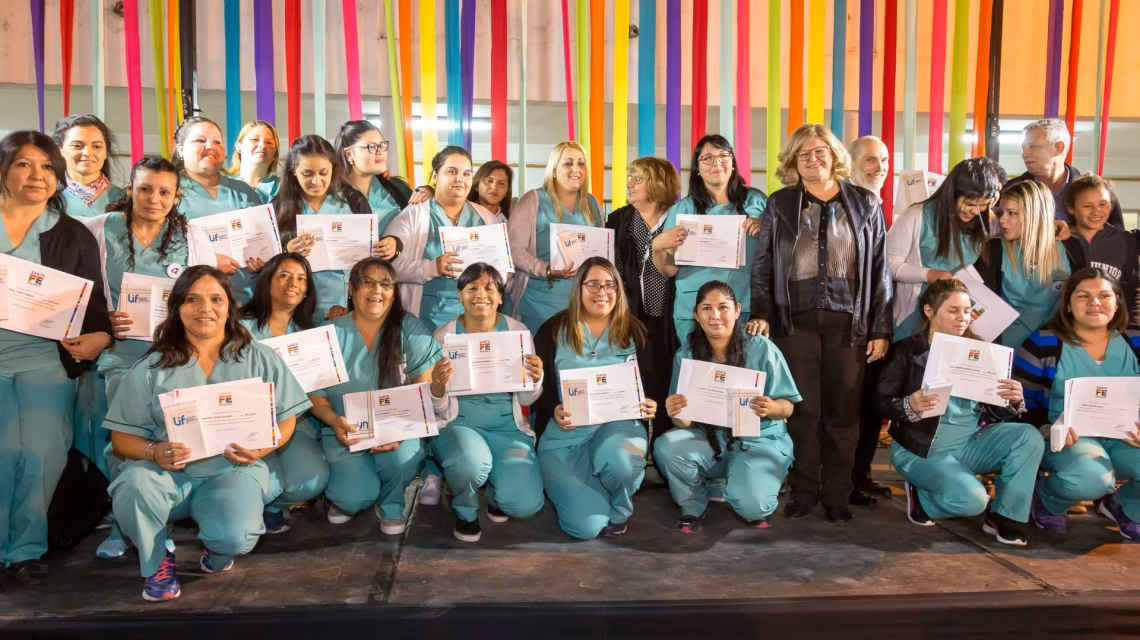 ¿Dónde dan cursos de enfermería gratis?