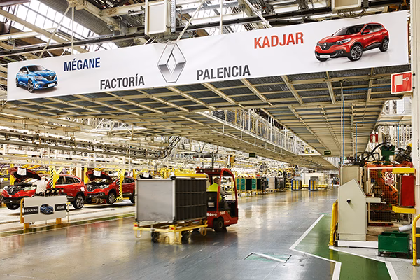 ¿Dónde está la sede de Renault en España?