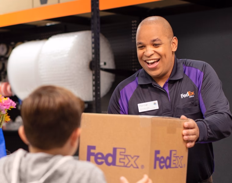 What is FedEx Express top pay?