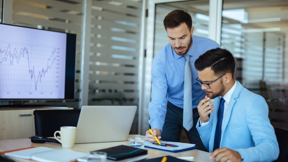 ¿Qué se estudia en Finanzas y contabilidad?