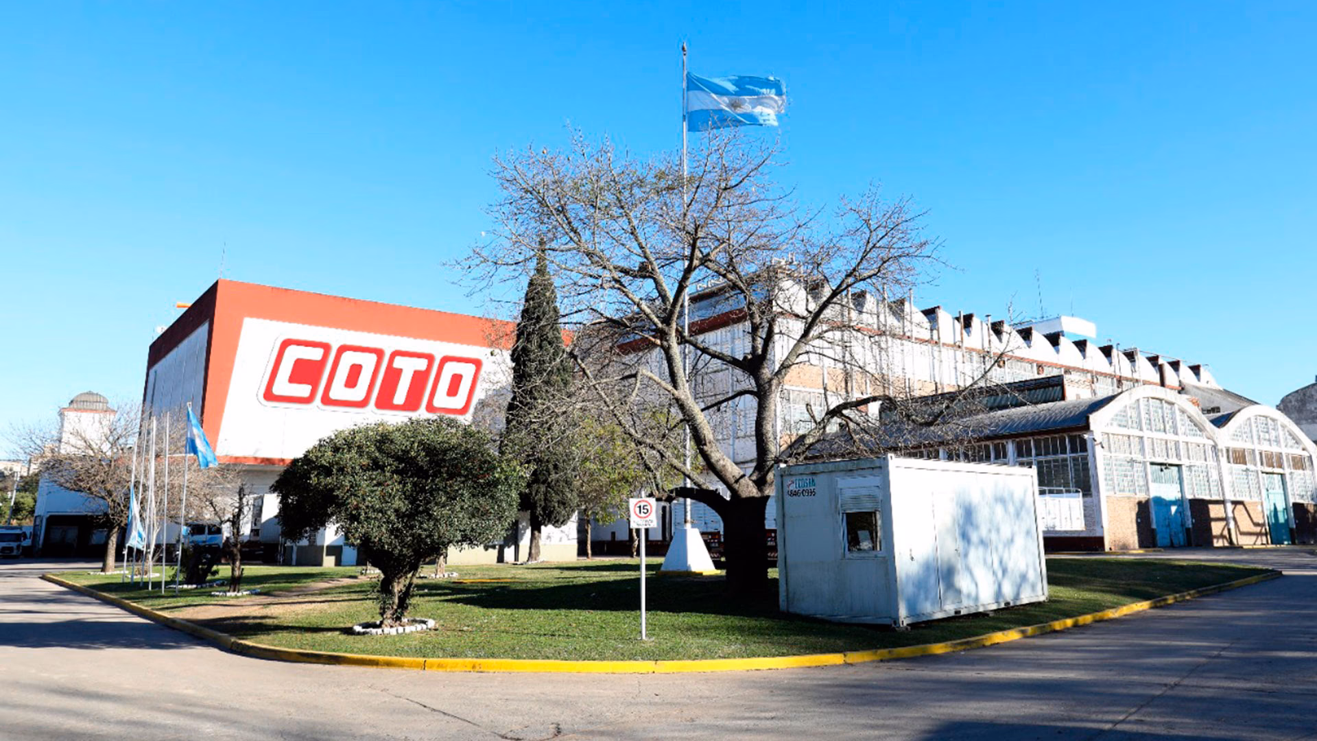 ¿Qué hace un recepcionista de mercadería en Coto?