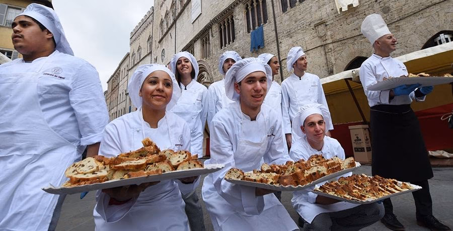 ¿Qué hace un auxiliar de panadería?