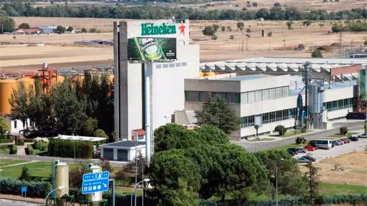 ¿Cómo recluta HEINEKEN?