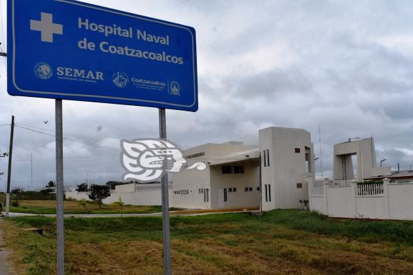 ¿Puedes trabajar en un hospital de la marina siendo civil?