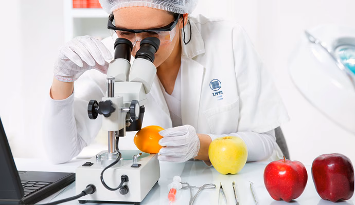 ¿Qué hace un ingeniero biológico?