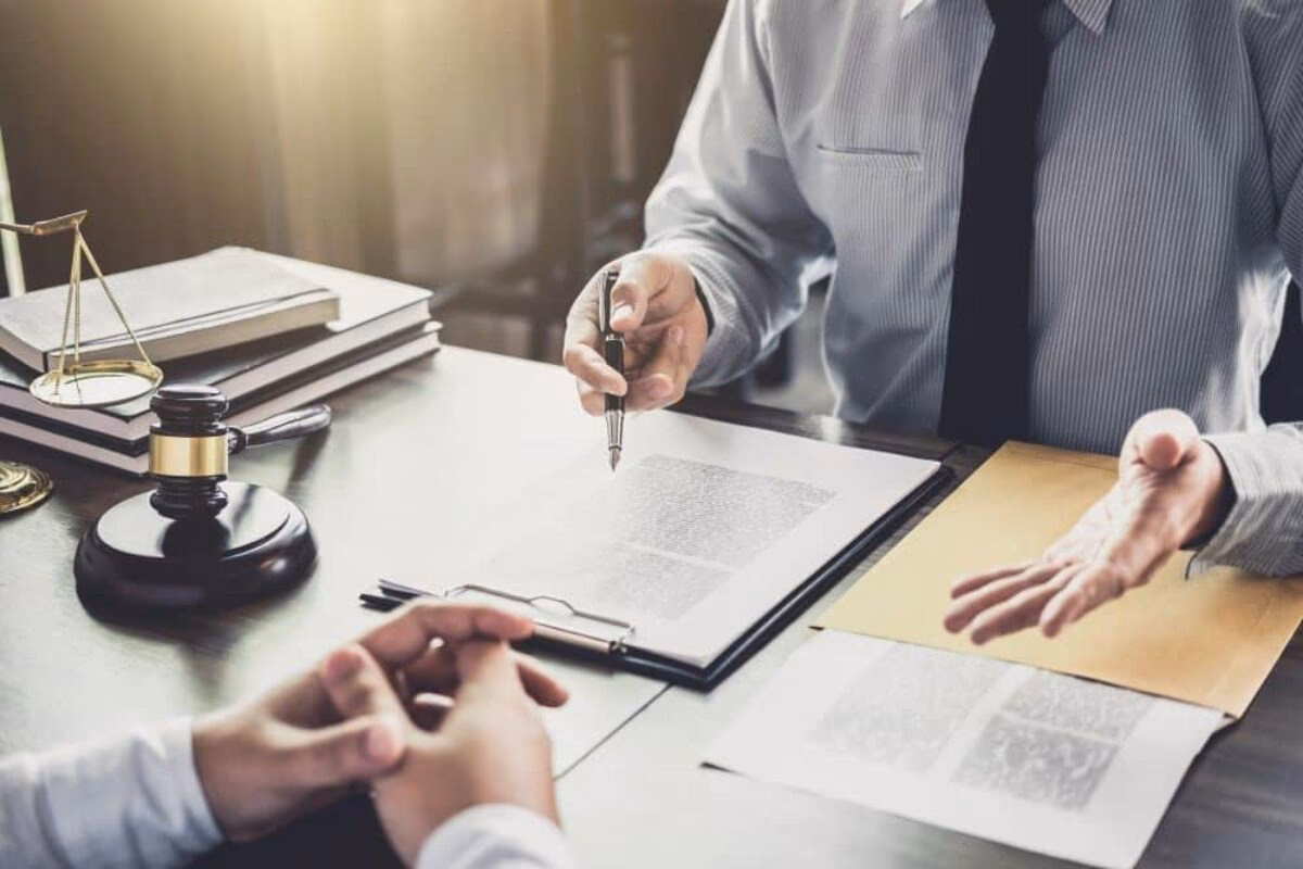 ¿Cuáles son las 4 leyes de normas laborales justas?