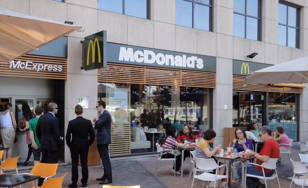 ¿Qué necesito para trabajar en McDonald's?