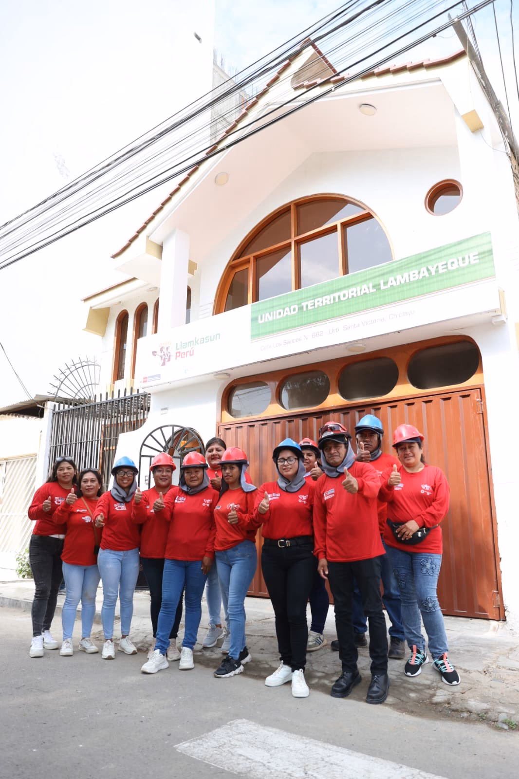¿Cuál es la dirección de la zona de trabajo en Chiclayo?
