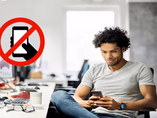 ¿Qué pasa si uso el celular en el trabajo?