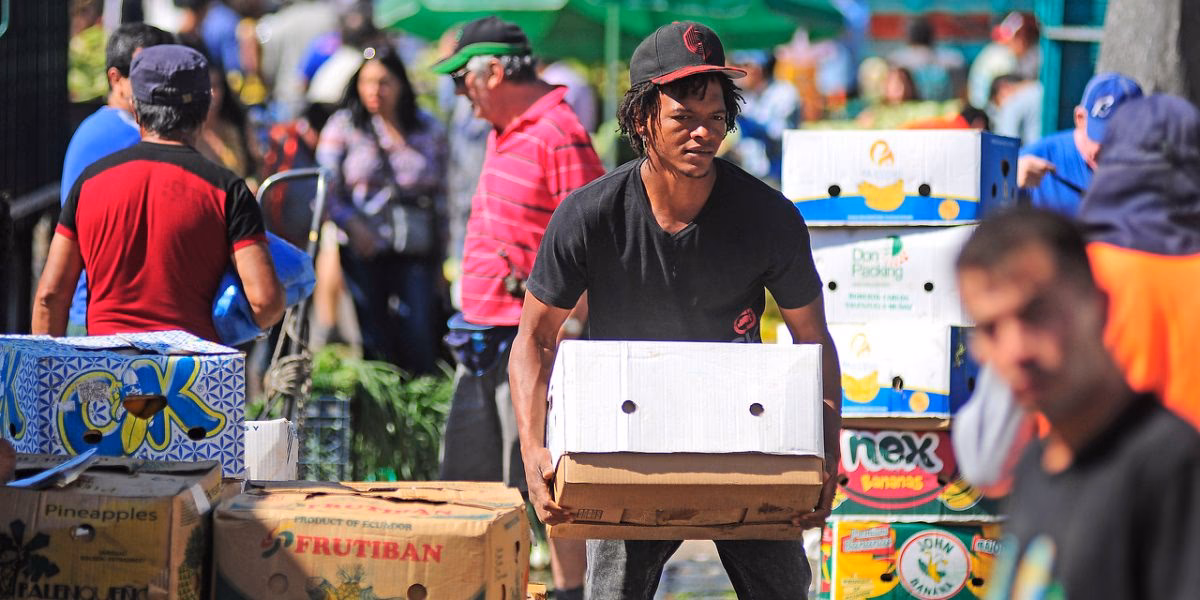 ¿Qué necesito para trabajar en Chile si soy extranjero?