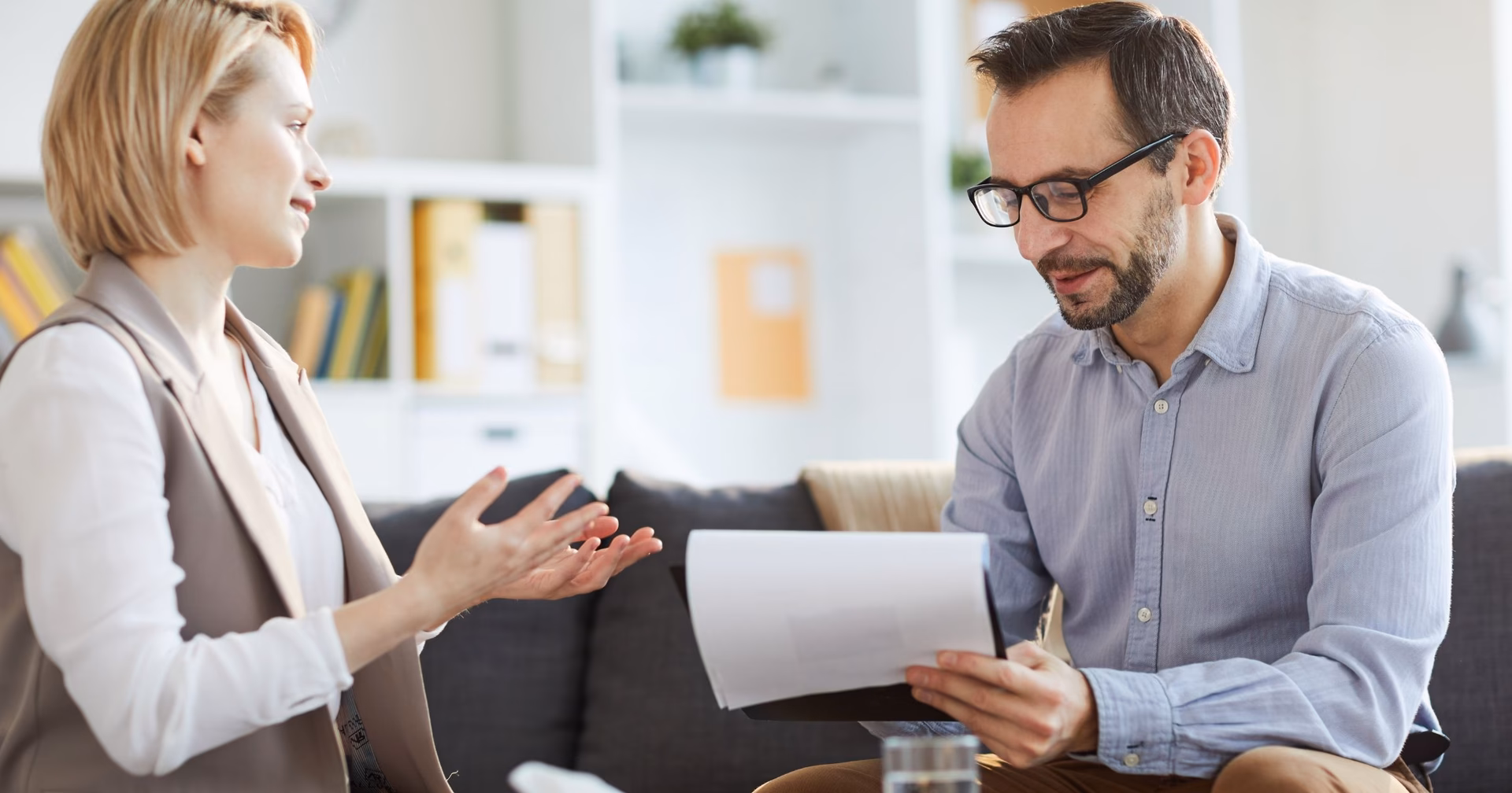 ¿Qué hace un orientador social?