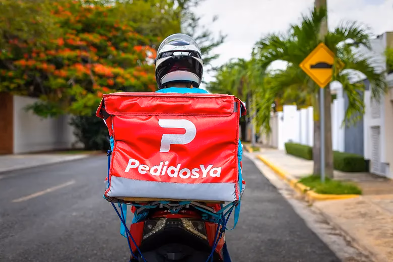¿Cuánto es el que cobra PedidosYa?