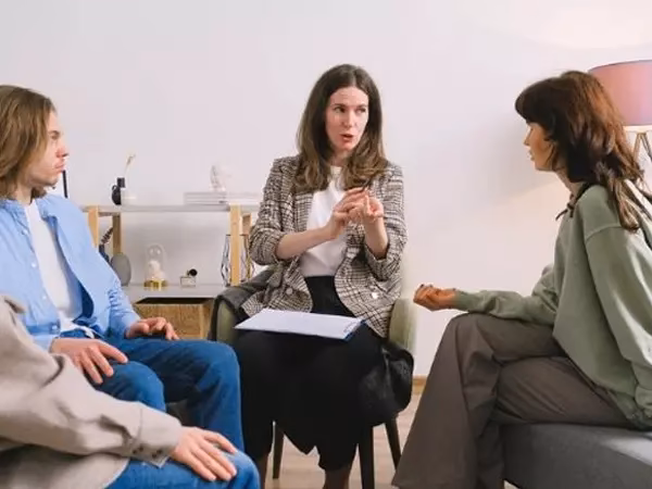 ¿Cuánto gana un psicólogo social?